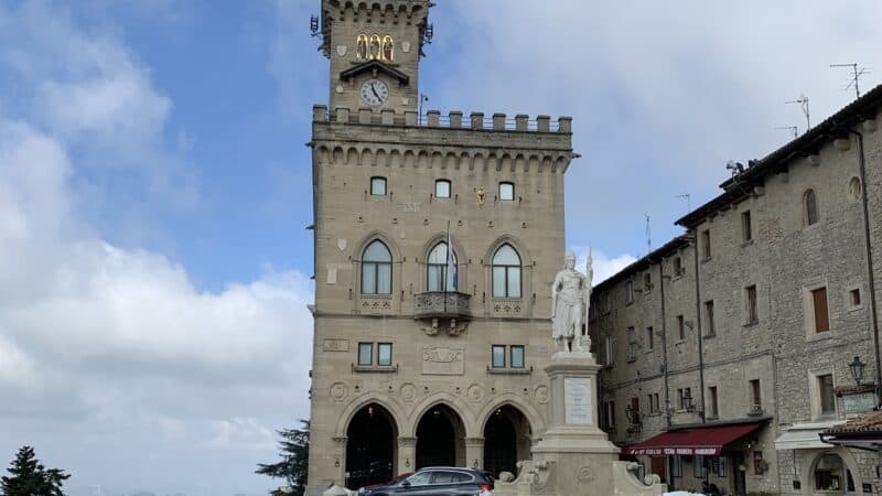 Палаццо Пубблико – Город Сан-Марино