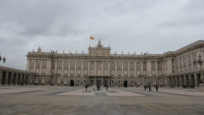 Королевский дворец и собор Альмудена – Мадрид