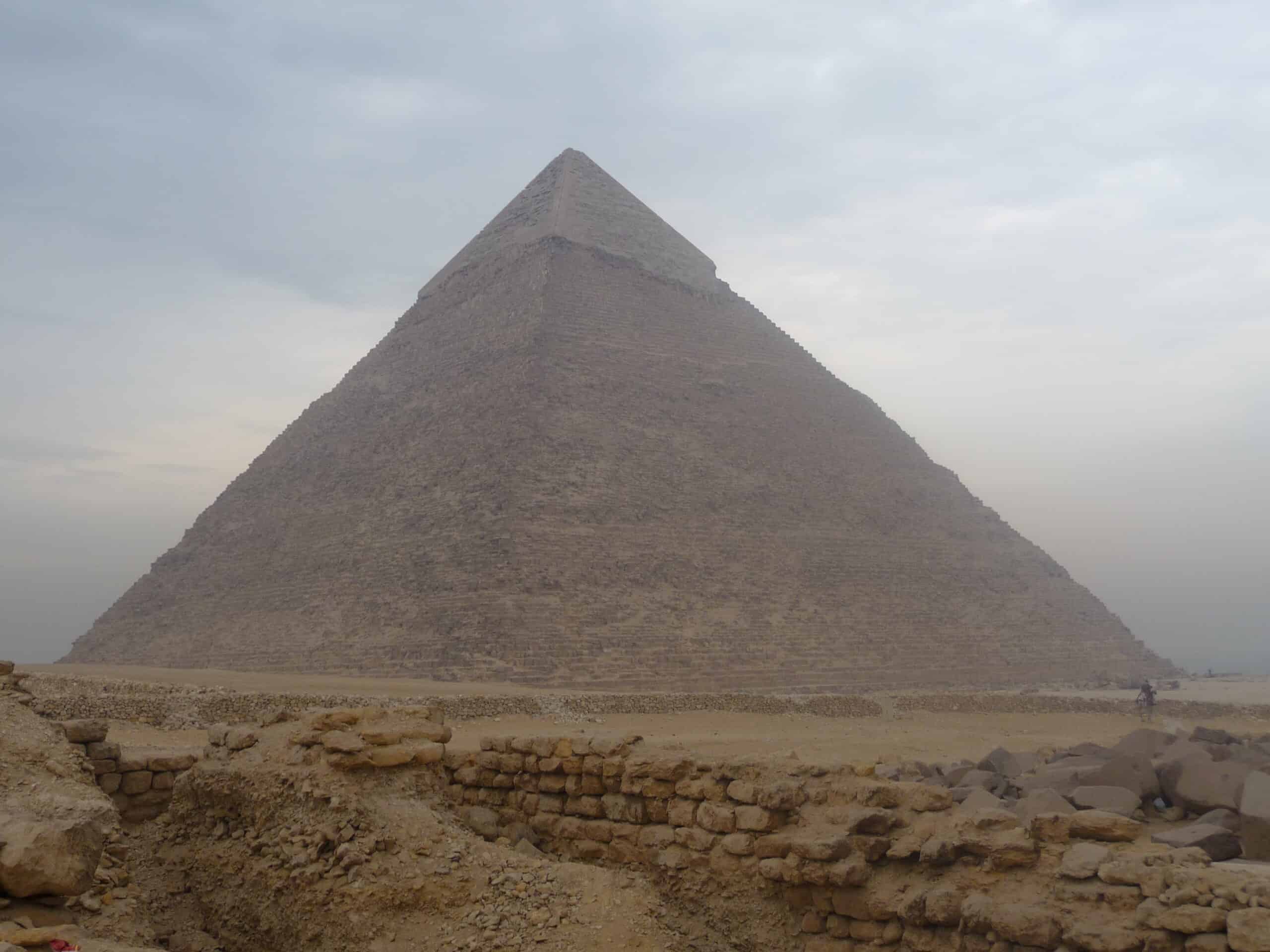 The Giza Plain