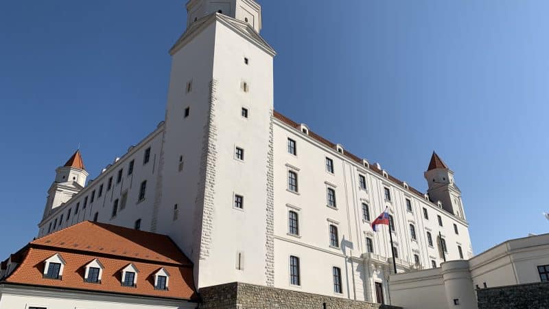 Замок и Национальный музей – Братислава