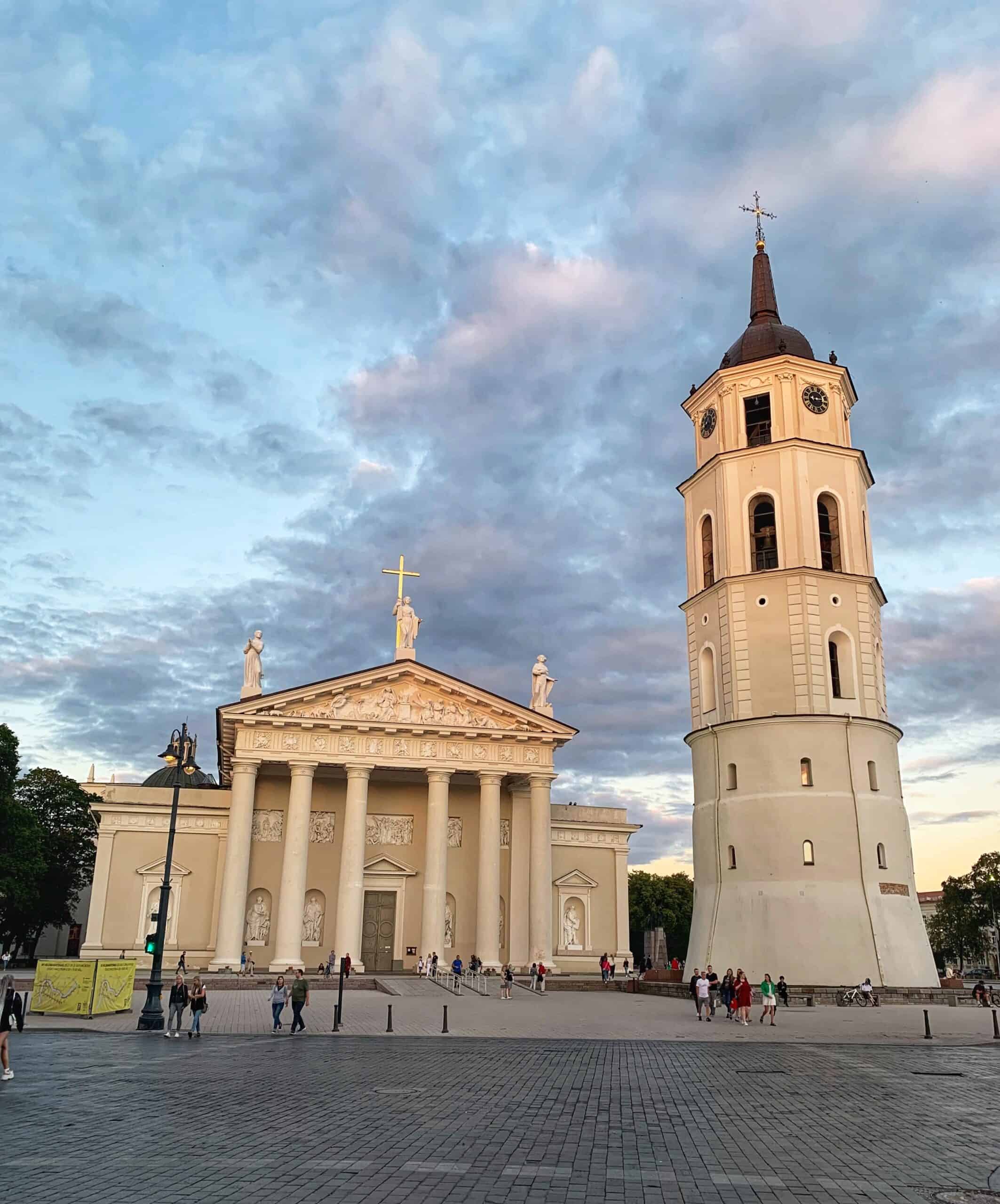 Vilnius  ￼