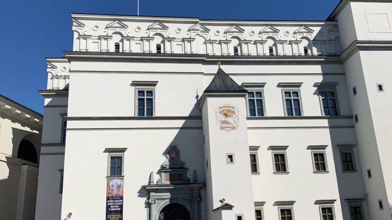 Дворец великих князей литовских и Национальный музей – Вильнюс￼