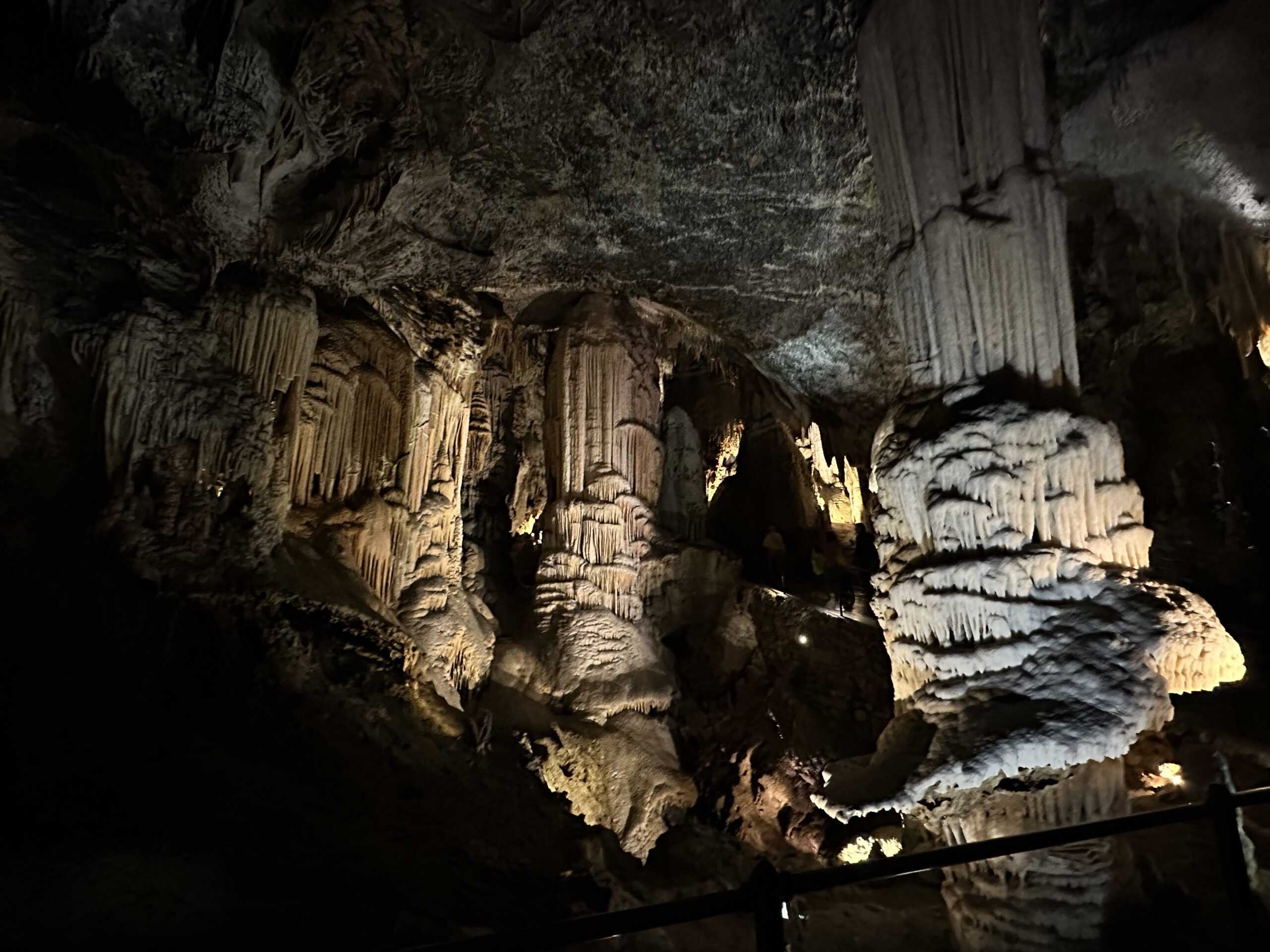 Grotte di Postumia