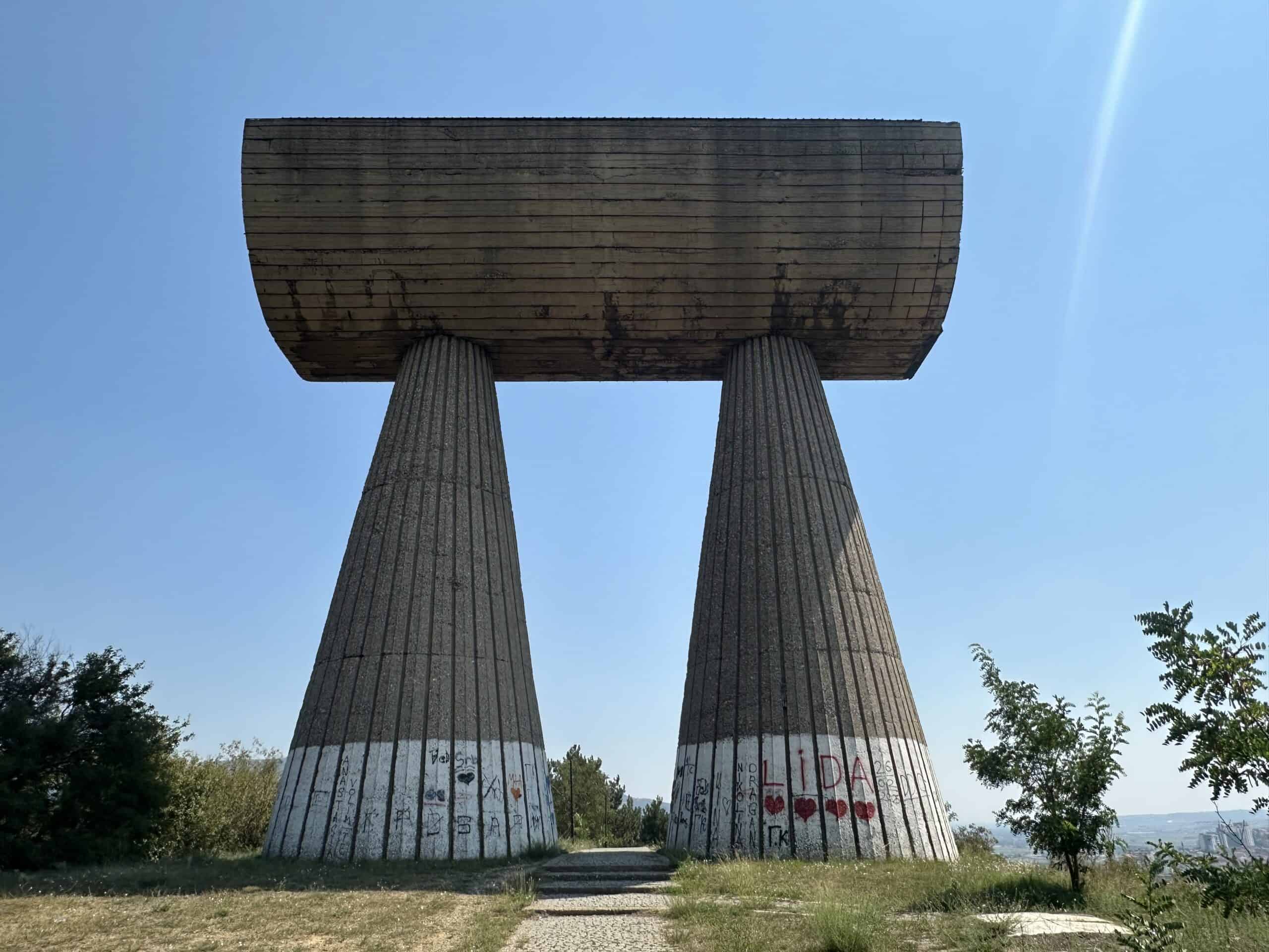 Monumento ai Minatori Eroi – Mitrovica
